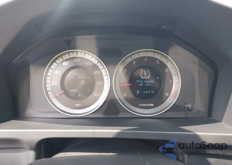 2013 Volvo S60 T5 Platinum z USA, uszkodzony, nr VIN YV1612FH1D2172607